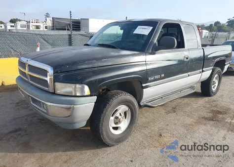 1999 Dodge Ram 1500 St z USA, uszkodzony, nr VIN 3B7HF13Z9XG184829